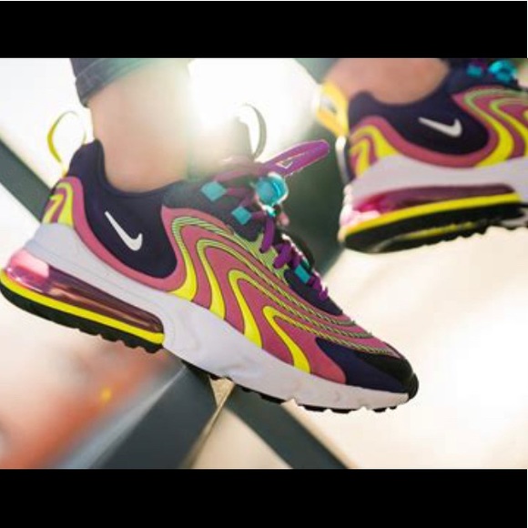 Nike Air Max 270 React Eng Women’s size 8 - Picture 9 of 9